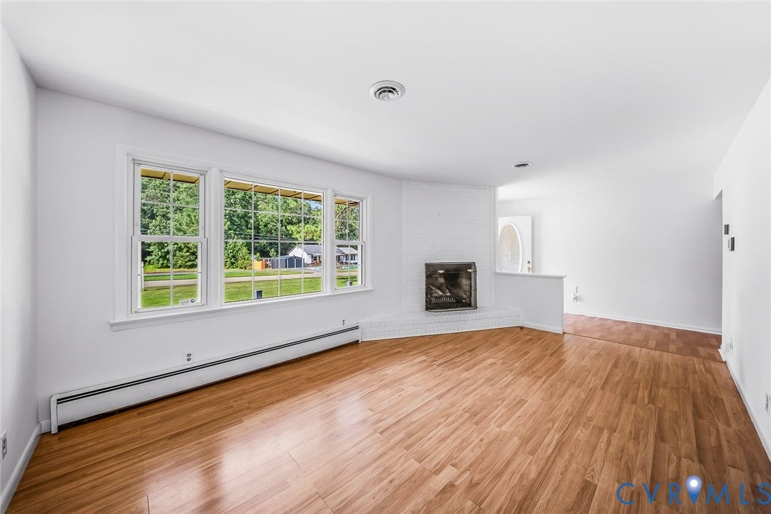 3815 Kingsland Road