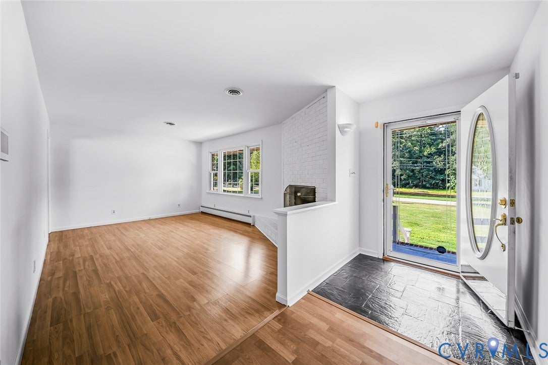 3815 Kingsland Road