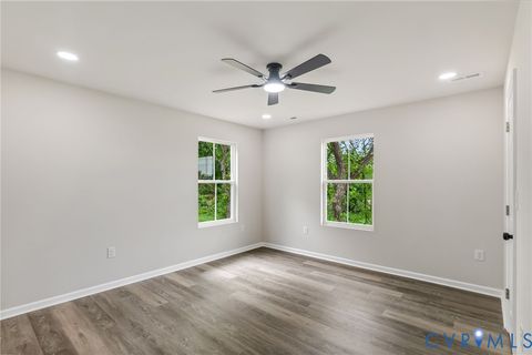 Tiny photo for 660 S Jones Street, Petersburg, VA 23803 (MLS # 2616566)