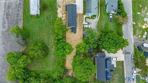 Tiny photo for 660 S Jones Street, Petersburg, VA 23803 (MLS # 2616566)