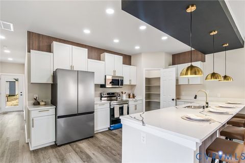Tiny photo for 660 S Jones Street, Petersburg, VA 23803 (MLS # 2616566)