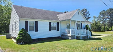 Photo of 1025 Sunnyside Road, Tappahannock, VA 22560 (MLS # 2610954)