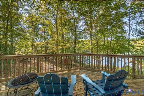 Tiny photo for 316 Plantation Drive, Montross, VA 22520 (MLS # 2533576)