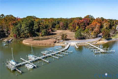 Tiny photo for 316 Plantation Drive, Montross, VA 22520 (MLS # 2533576)