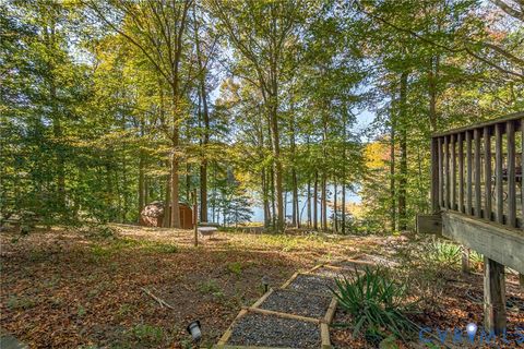 Tiny photo for 316 Plantation Drive, Montross, VA 22520 (MLS # 2533576)