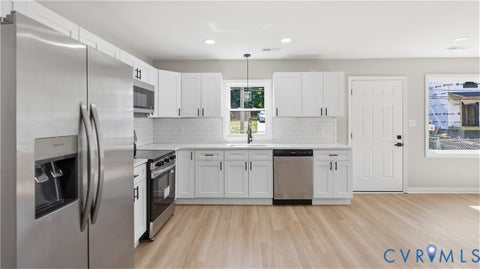 Tiny photo for 921 Diamond Street, Petersburg, VA 23803 (MLS # 2616973)