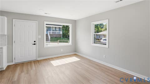 Tiny photo for 921 Diamond Street, Petersburg, VA 23803 (MLS # 2616973)