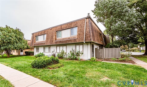 Tiny photo for 3828 Burlingame Place #B, Alexandria, VA 22309 (MLS # 2626800)