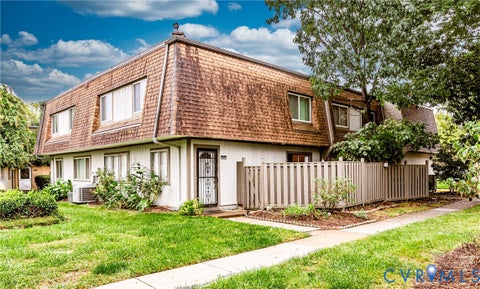 Tiny photo for 3828 Burlingame Place #B, Alexandria, VA 22309 (MLS # 2626800)