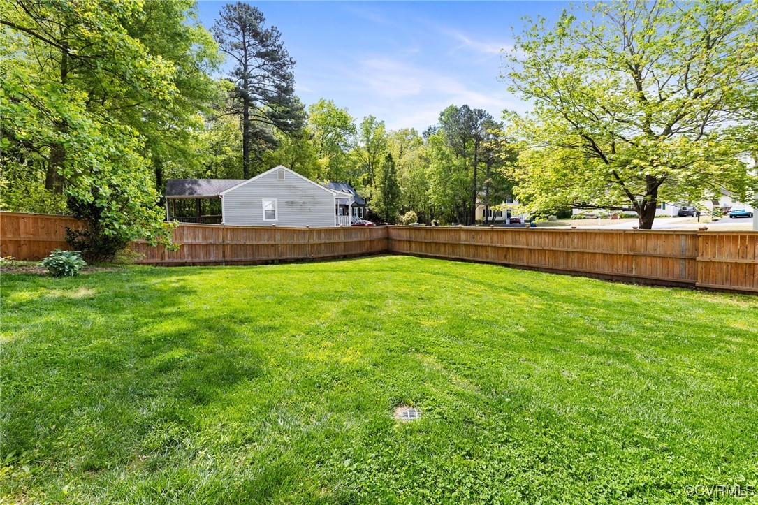 Chester, Virginia 23831, United States, 3 Bedrooms Bedrooms, ,3 BathroomsBathrooms,Residential,Pending,115847