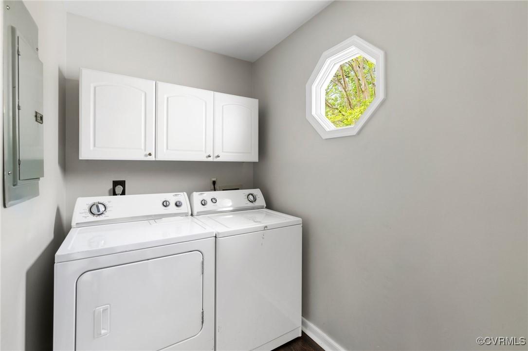 Chester, Virginia 23831, United States, 3 Bedrooms Bedrooms, ,3 BathroomsBathrooms,Residential,Pending,115847