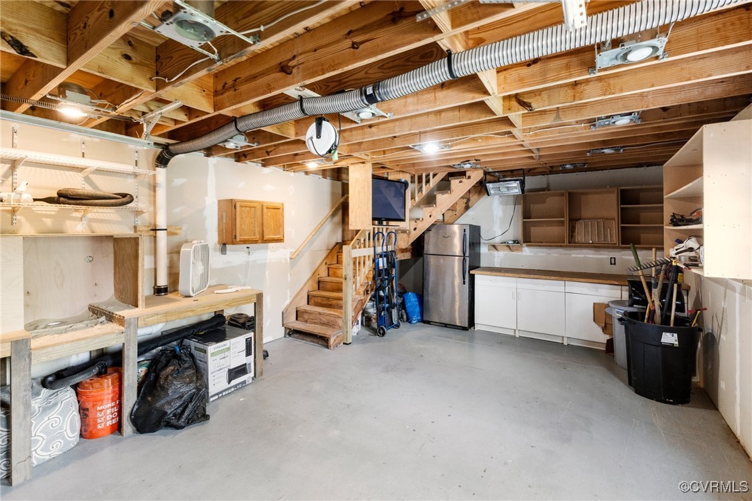 Chester, Virginia 23831, United States, 3 Bedrooms Bedrooms, ,3 BathroomsBathrooms,Residential,Pending,115847