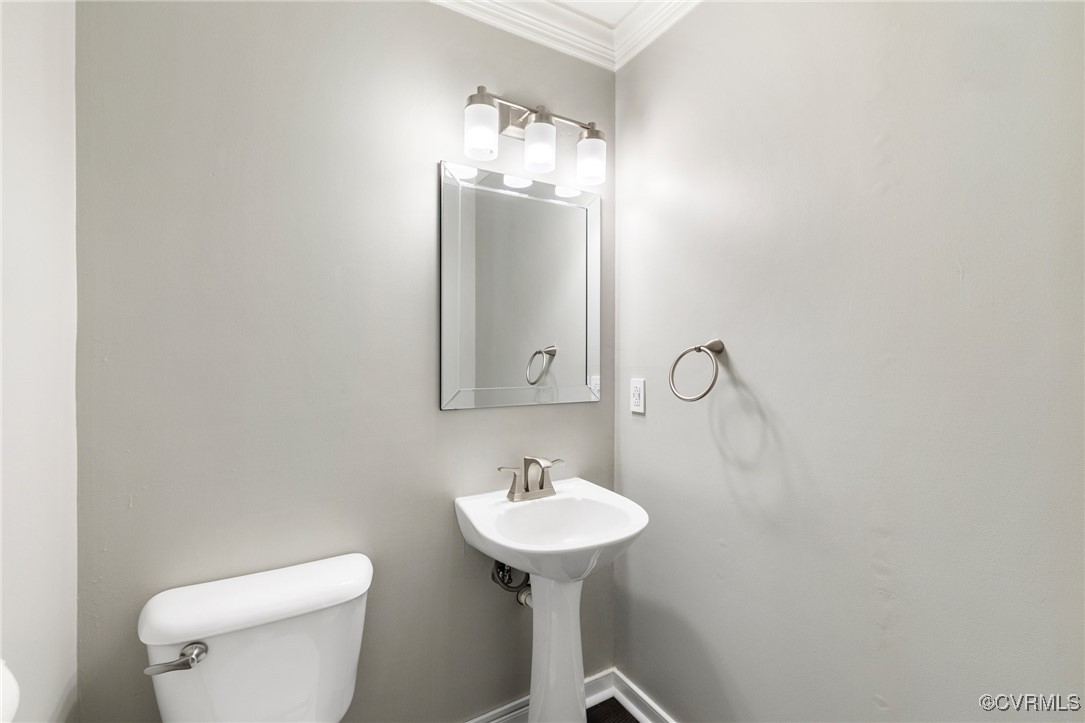 Chester, Virginia 23831, United States, 3 Bedrooms Bedrooms, ,3 BathroomsBathrooms,Residential,Pending,115847