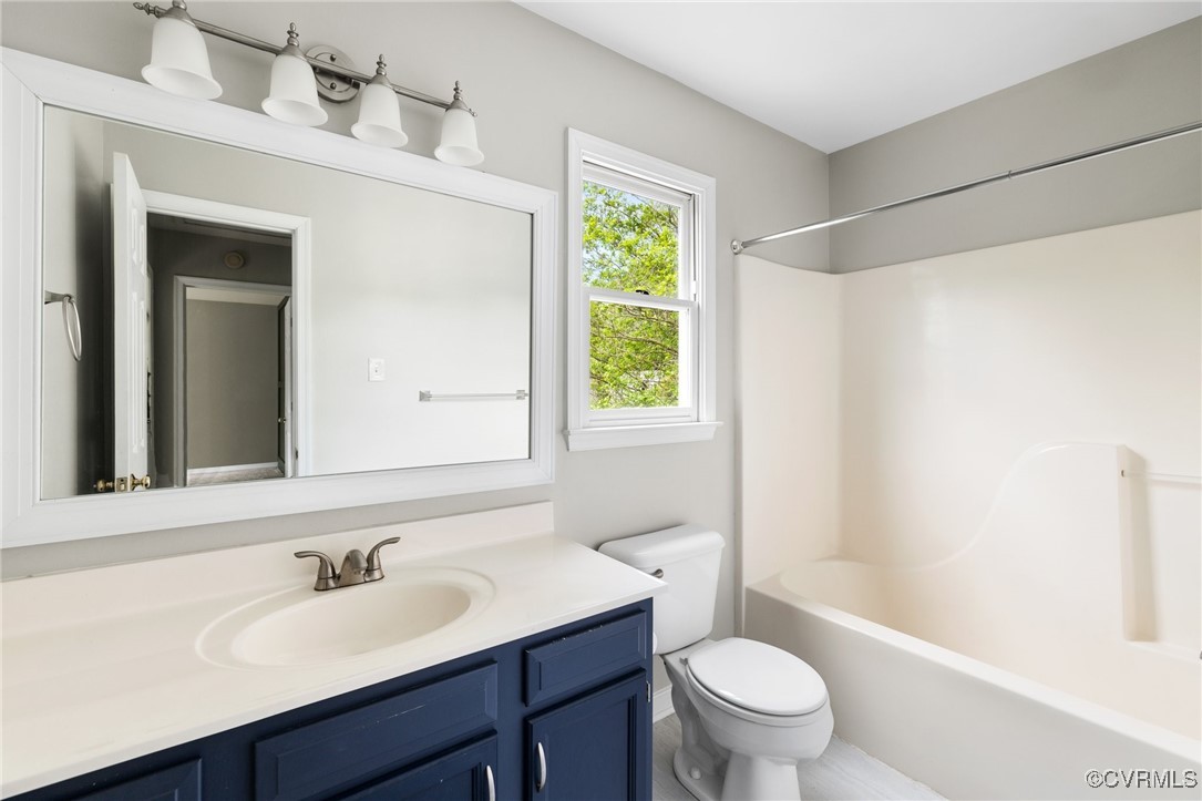 Chester, Virginia 23831, United States, 3 Bedrooms Bedrooms, ,3 BathroomsBathrooms,Residential,Pending,115847