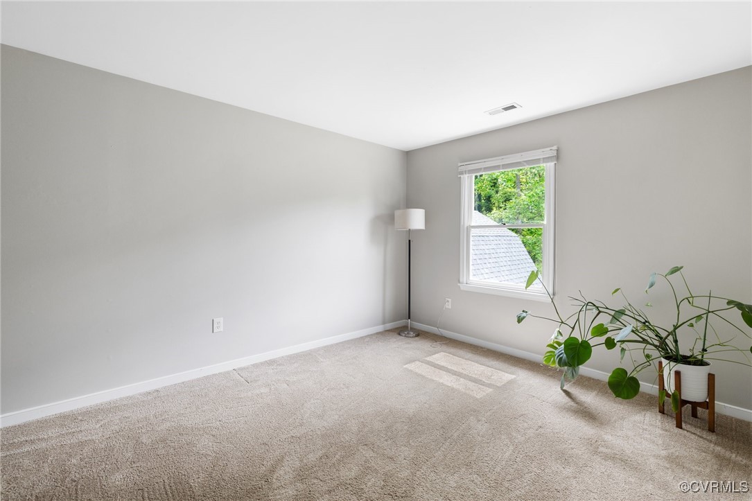 Chester, Virginia 23831, United States, 3 Bedrooms Bedrooms, ,3 BathroomsBathrooms,Residential,Pending,115847