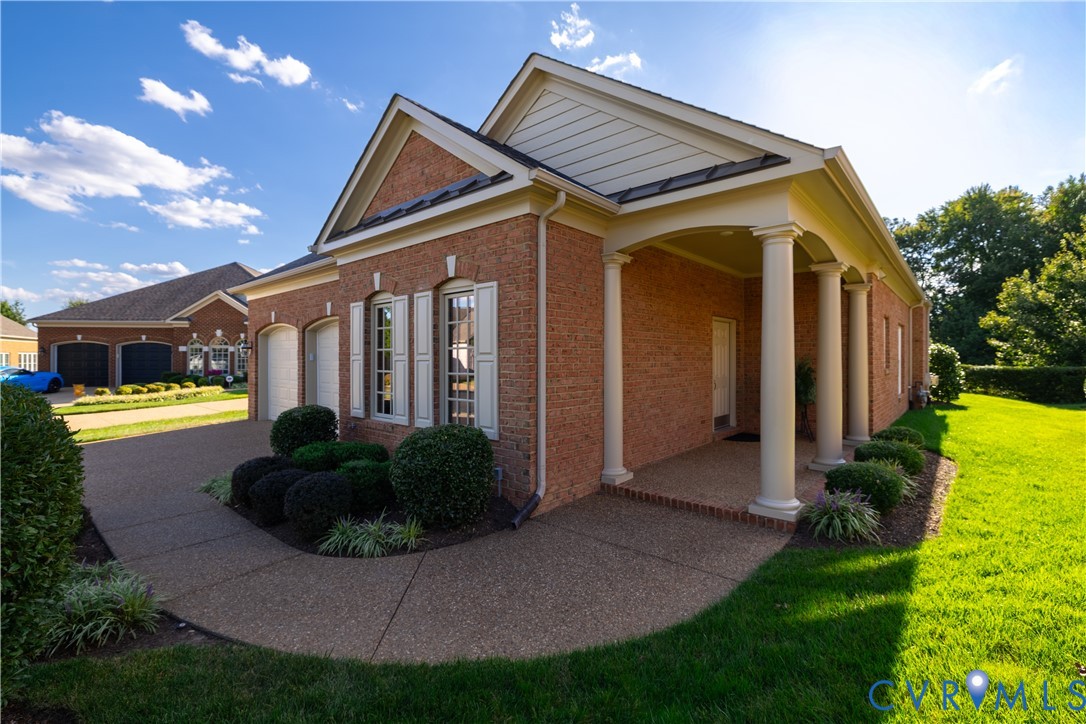 948 Belva Lane