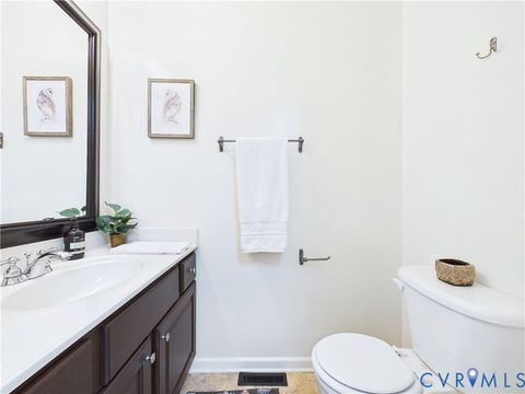Tiny photo for 1505 Fourth Ave Extension, Farmville, VA 23901 (MLS # 2611765)