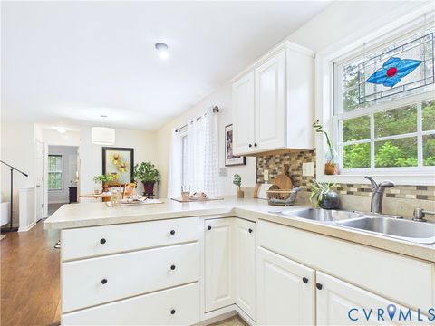 Tiny photo for 1505 Fourth Ave Extension, Farmville, VA 23901 (MLS # 2611765)