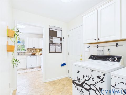 Tiny photo for 1505 Fourth Ave Extension, Farmville, VA 23901 (MLS # 2611765)