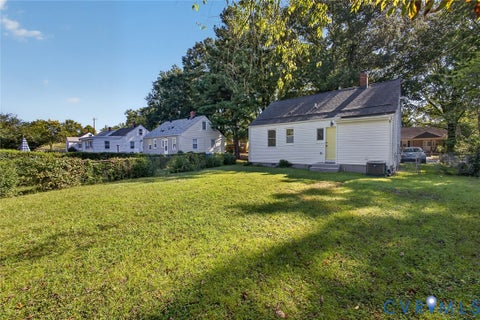 Tiny photo for 1408 Carter Street, Richmond, VA 23220 (MLS # 2621302)