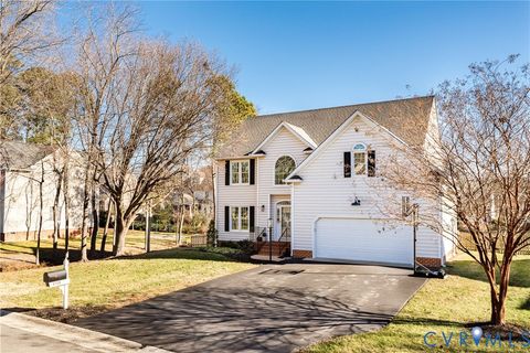 Photo of 5720 Rolling Creek Pl, Glen Allen, VA 23059 (MLS # 2533358)