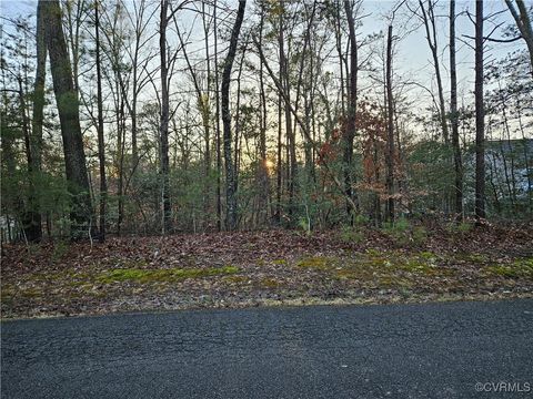 Tiny photo for 291 Land Or Drive, Ruther Glen, VA 22546 (MLS # 2505537)