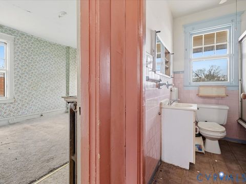 Tiny photo for 2309 Idlewood Avenue, Richmond, VA 23220 (MLS # 2533393)