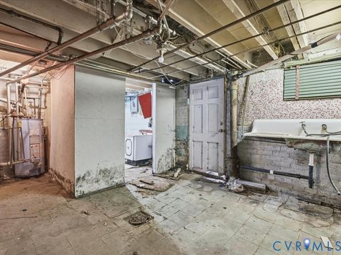 Tiny photo for 2309 Idlewood Avenue, Richmond, VA 23220 (MLS # 2533393)