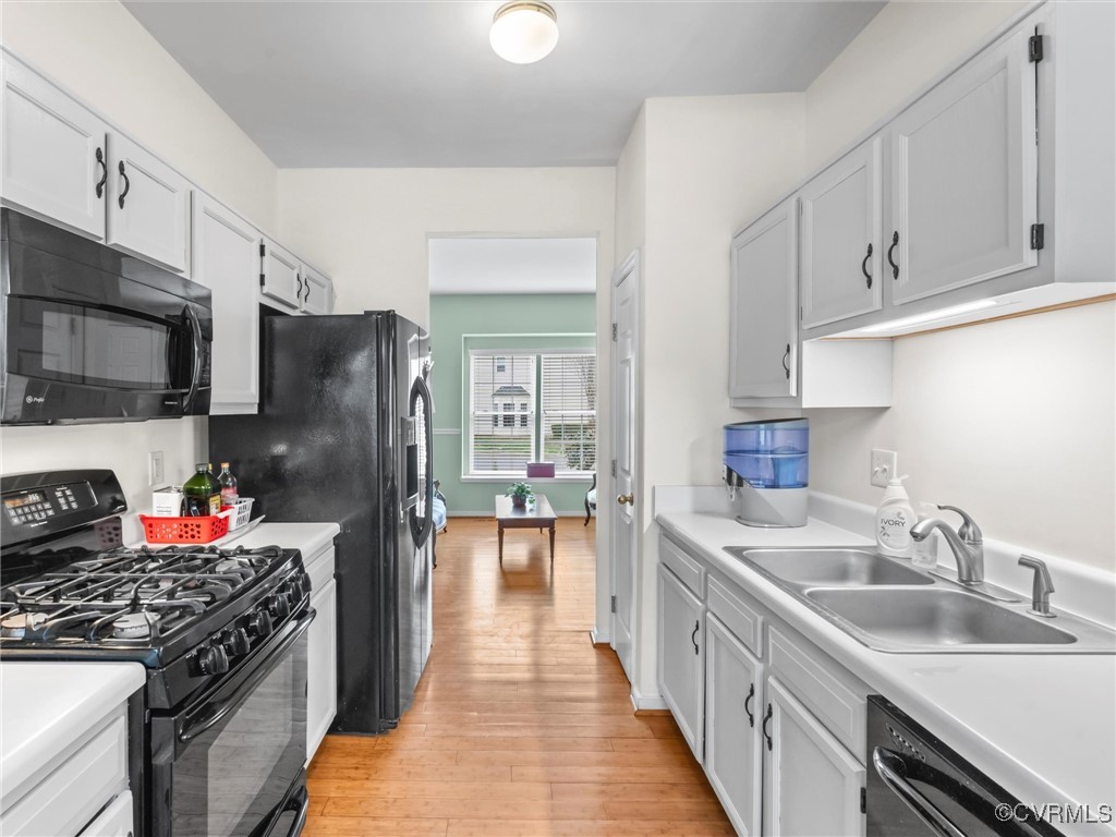 Henrico, Virginia 23294, United States, 2 Bedrooms Bedrooms, ,4 BathroomsBathrooms,Residential,Active,96118