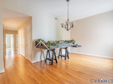 Tiny photo for 409 Duke Street #200, Norfolk, VA 23510 (MLS # 2617594)