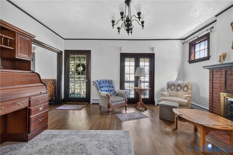 Tiny photo for 5512 Hawthorne Avenue, Richmond, VA 23227 (MLS # 2621927)