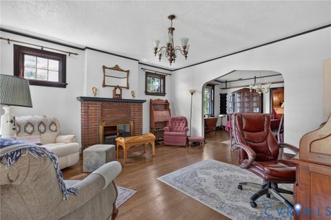 Tiny photo for 5512 Hawthorne Avenue, Richmond, VA 23227 (MLS # 2621927)