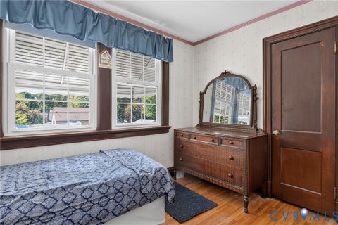 Tiny photo for 5512 Hawthorne Avenue, Richmond, VA 23227 (MLS # 2621927)