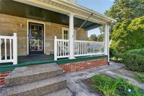 Tiny photo for 5512 Hawthorne Avenue, Richmond, VA 23227 (MLS # 2621927)