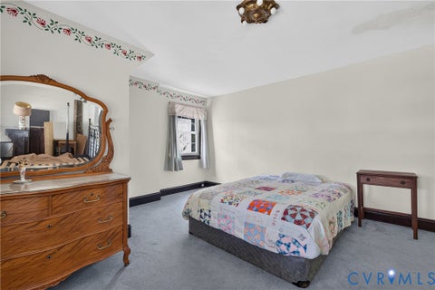 Tiny photo for 5512 Hawthorne Avenue, Richmond, VA 23227 (MLS # 2621927)