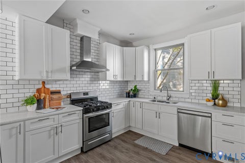Tiny photo for 2306 Greenwood Avenue, Richmond, VA 23222 (MLS # 2627849)