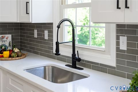 Tiny photo for 2208 Banbury Street, Charlottesville, VA 22901 (MLS # 2610985)