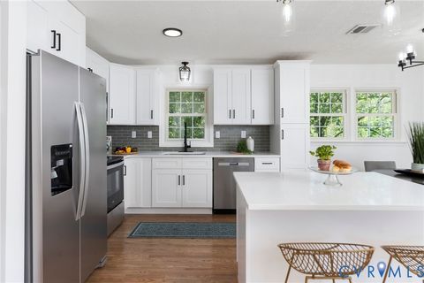 Tiny photo for 2208 Banbury Street, Charlottesville, VA 22901 (MLS # 2610985)