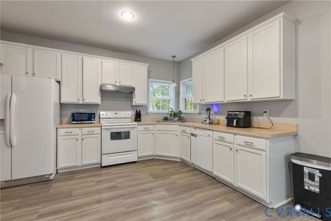 Tiny photo for 1502 N 22nd Street, Richmond, VA 23223 (MLS # 2526516)