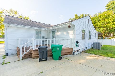 A home in Colonial Heights