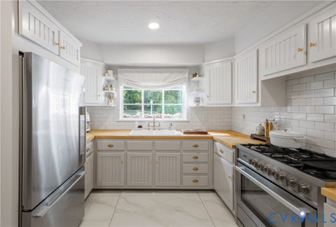Tiny photo for 8519 Waxford Road, Richmond, VA 23235 (MLS # 2626358)