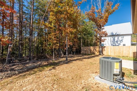 Tiny photo for Lot 26 Layne Street, Farmville, VA 23901 (MLS # 2530043)