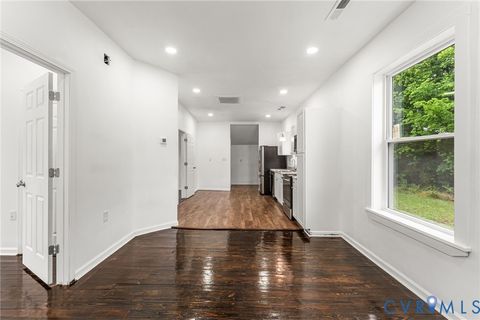Tiny photo for 917 Lee Avenue, Petersburg, VA 23803 (MLS # 2612680)
