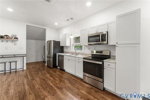 Tiny photo for 917 Lee Avenue, Petersburg, VA 23803 (MLS # 2612680)