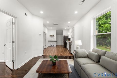 Tiny photo for 917 Lee Avenue, Petersburg, VA 23803 (MLS # 2612680)