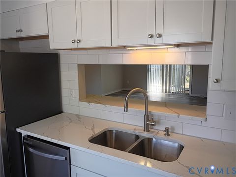 Tiny photo for 429 Hickorywood Circle, Richmond, VA 23223 (MLS # 2611630)