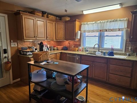 Tiny photo for 6 Mahan Road, Farmville, VA 23901 (MLS # 2613193)