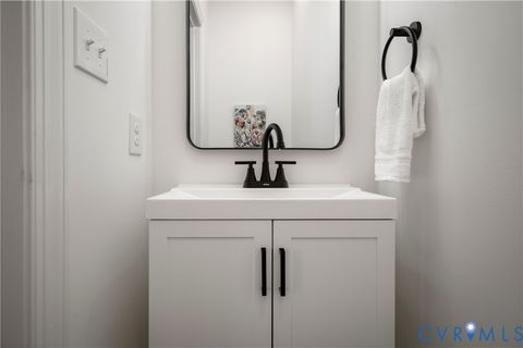 Tiny photo for 665 Pegram Street, Petersburg, VA 23803 (MLS # 2609696)