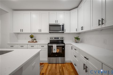 Tiny photo for 665 Pegram Street, Petersburg, VA 23803 (MLS # 2609696)