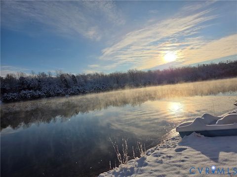 Tiny photo for 239 Jennings Road, Cartersville, VA 23027 (MLS # 2613163)